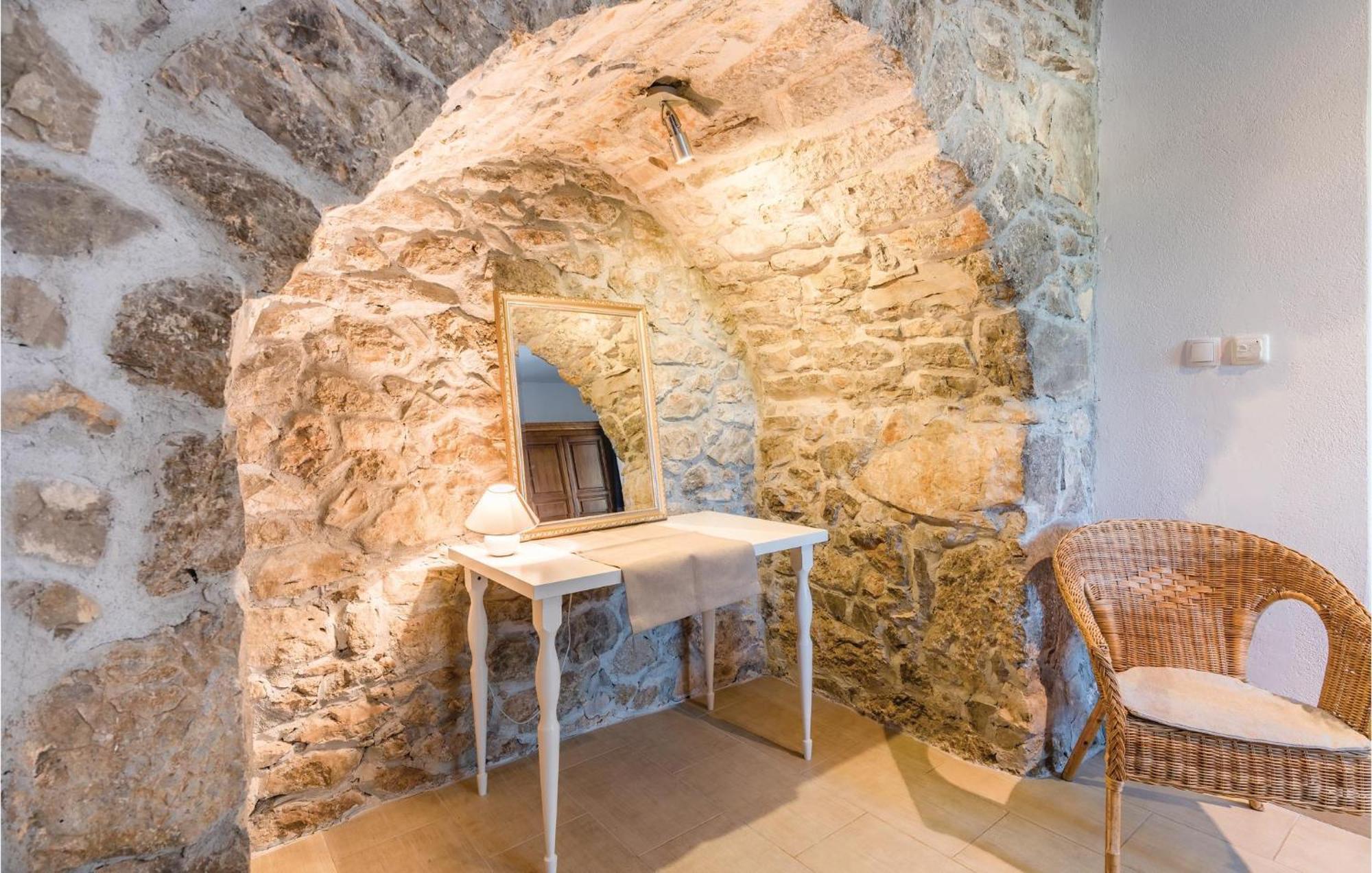 Nice Home In Zgaljici With Outdoor Swimming Pool Skrbčići エクステリア 写真