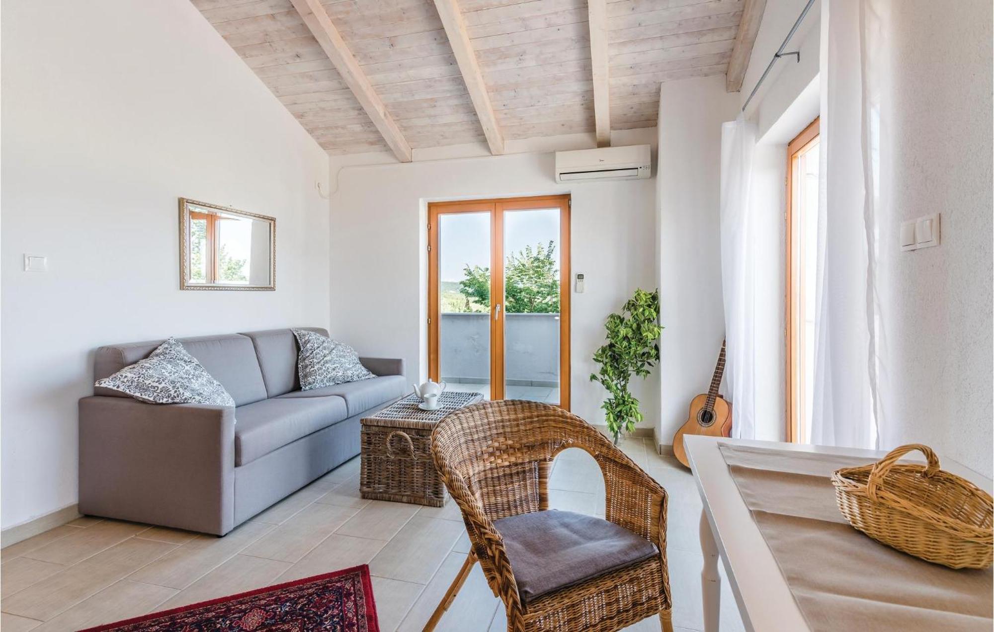 Nice Home In Zgaljici With Outdoor Swimming Pool Skrbčići エクステリア 写真
